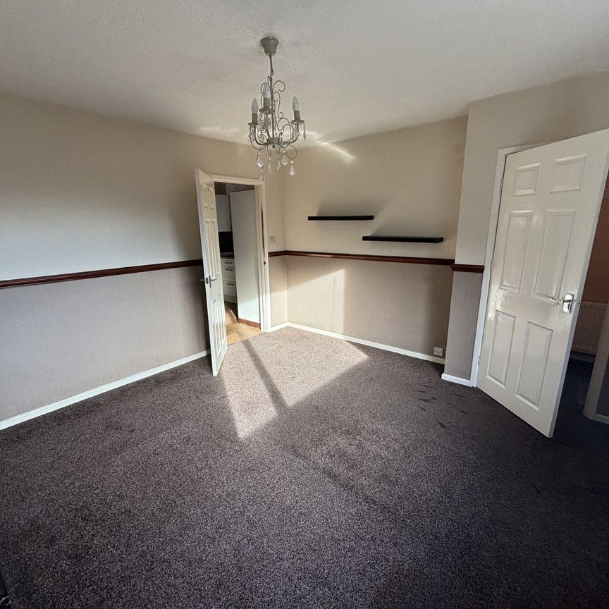 Lamb Hill Close, Sheffield - Photo 1