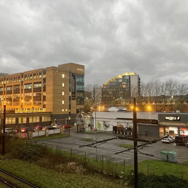 3 Bed Flat, Platt House, M5 - Photo 1