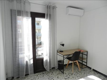 1 pièce - Meublé - 11,7 m² - 2ème étage - Colocation non autorisée - Photo 5