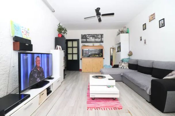 Nabízíme k pronájmu byt 3+1 ve vyhledávané lokalitě Jihlavy, ulice Březinova - Photo 1