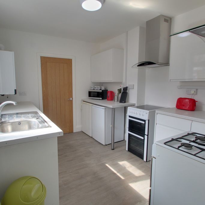 1 bed house share to rent in Whitehill Road, Coalville, LE67 - Photo 1