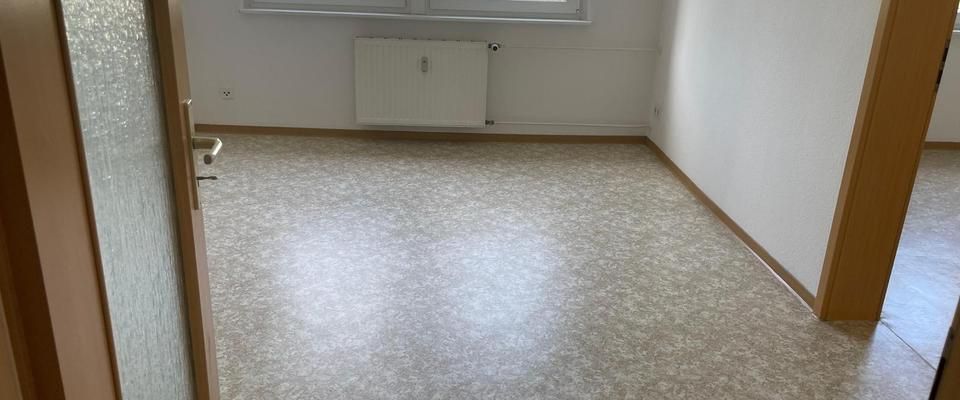 Helle 2-Raum-Wohnung in Weißwasser - Photo 1