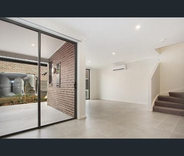 27 Parish Street, Marsden Park NSW 2765 - Townhouse For Rent | Domain - Photo 5