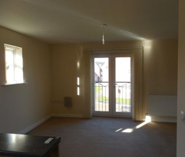 2 bedroom flat to rent - Photo 3