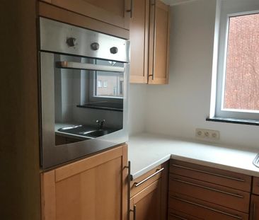 GEZELLIG GERENOVEERD APPARTEMENT MET VEEL LICHTINVAL - Photo 3