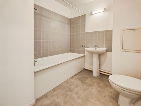 Location appartement 1 pièce, 30.95m², Dammarie-les-Lys - Photo 4