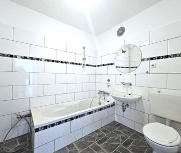 2,5-Zimmer-Wohnung mit Balkon und Fernwärme – Hoch hinaus über Duis... - Foto 1