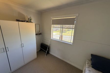 Conveniently Located 2-Bedroom Unit with Garage - Photo 2