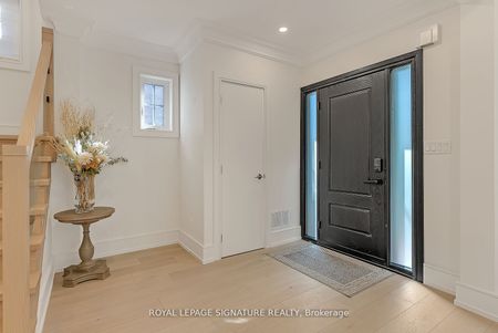 For Lease - 476 Briar Hill Avenue, Toronto, Ontario - Photo 2