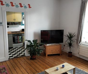 1 Bed Flat, Clapham Park Road, SW4 - Photo 1