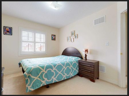 For Lease - 107 Thornbush Boulevard, Brampton, Ontario - Photo 4