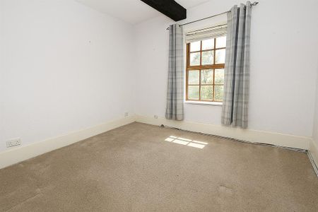 5 bedroom farm house to rent - Photo 5