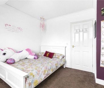 5 bedroom semi-detached house to rent - Photo 6