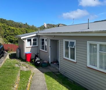 Kingston Living! - Photo 2