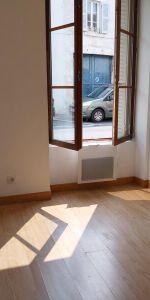 Location Appartement 2 pièces 29m² ORLEANS 45000 - Photo 4