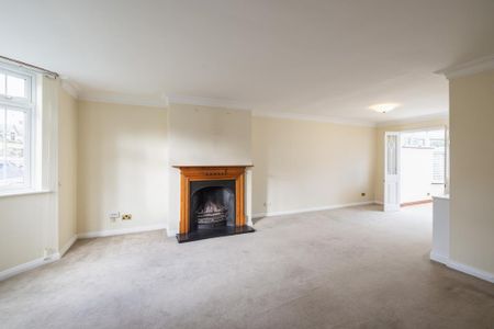 3 bedroom detached house to rent - Photo 4
