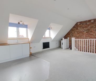3 Bedroom - Photo 6