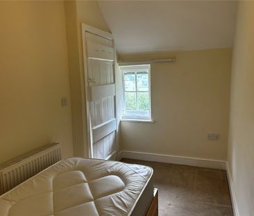 Cambridge Cottage, The Common - Photo 5