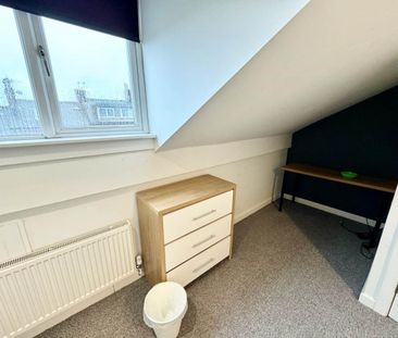 Barras Place (room 4), Armley, Leeds - Photo 1