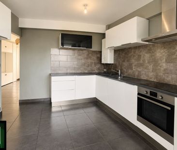 Location Appartement 4 pièces 102m² LONGWY 54400 - Photo 3