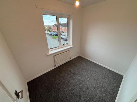 2 bedroom terraced house to rent - Photo 3