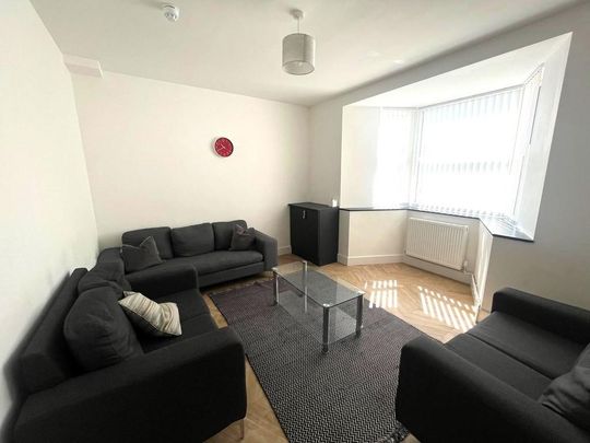 6 bedroom house share to rent - Photo 1