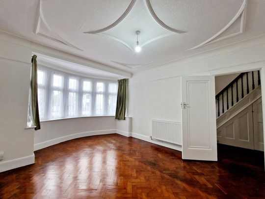 3 bedroom semi-detached house to rent - Photo 1