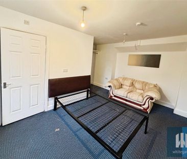 Lowerhouses Lane, Lowerhouses, Huddersfield, HD5 - Photo 1