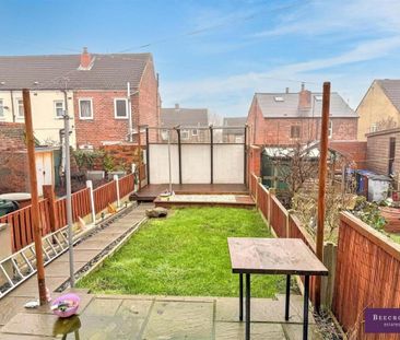 2 bedroom terraced house to rent - Photo 6
