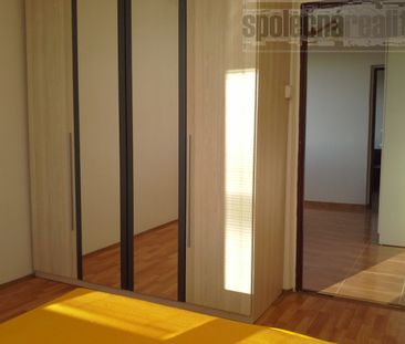 234818 | Samostatný pokoj s lodžií v nově zrekonstruovaném bytě 3+1... - Photo 4