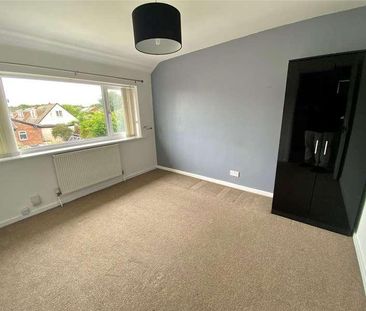 Elizabeth Way, Hartlepool, TS25 - Photo 2