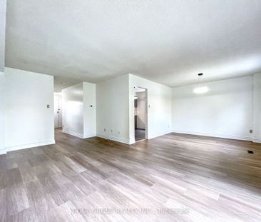 For Lease - 4485 Jenkins Crescent, Mississauga, Ontario - Photo 4