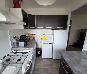 Location Maison 4 pièces 77m² ST BONNET DE MURE 69720 - Photo 6