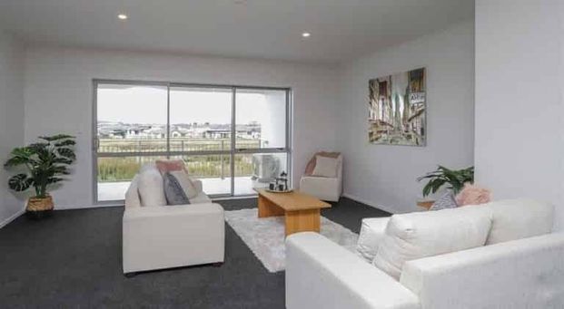 Perfect Location in Flagstaff, Hamilton - Photo 1