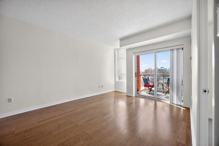 For Lease - 2495 Dundas Street Unit# 620, Toronto, Ontario - Photo 2