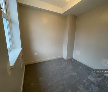 4 bedroom terraced house to rent - Photo 6