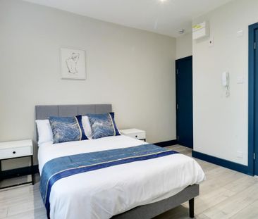 Studio to rent - Photo 1