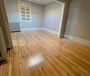 For Lease - 6 Russell Street Unit# 4, Smiths Falls, Ontario - Photo 1