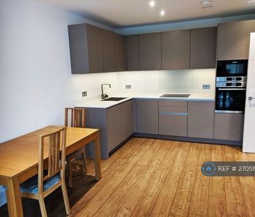 2 bedroom flat to rent - Photo 4