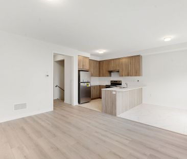 For Lease - 48 Watkins Road, Brampton, Ontario - Photo 5
