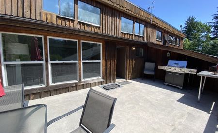 2367 Arbot Road – Upper - Photo 4