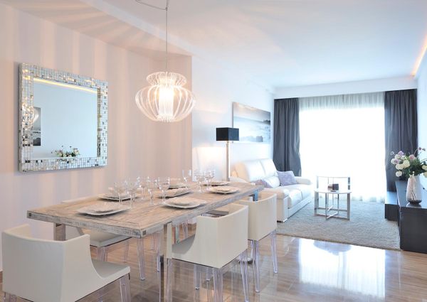 Apartment for rent on the beachfront of Arenal in Javea.