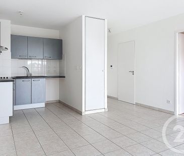 Location Appartement 2 pièces 40m² ST ANDRE LES VERGERS 10120 - Photo 4
