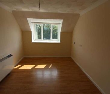 Manor Park Hous, Bullar Road, Southampton, SO18 - Photo 5