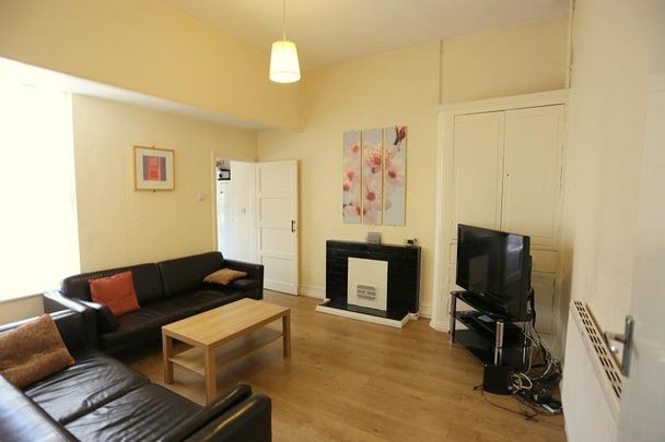 7 bedroom house of multiple occupation to rent - Photo 1