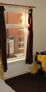 4 Bed - 20 Welton Grove, Hyde Park, Leeds - LS6 1ES - Student - Photo 4