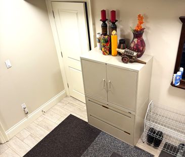 For Lease - 251 Floyd Avenue Unit# Lower Unit, Toronto, Ontario - Photo 1