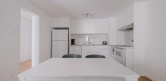 3 ½ entièrement meublé à louer Sainte-Foy / Sillery février 2026 - Photo 2