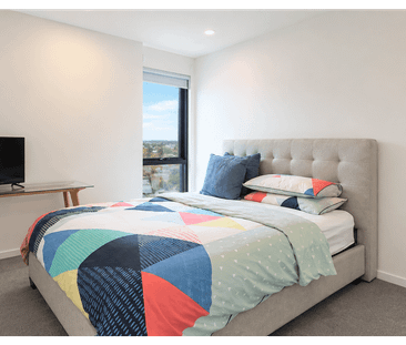 Modern, Convenient & Low Maintenance! - Photo 2
