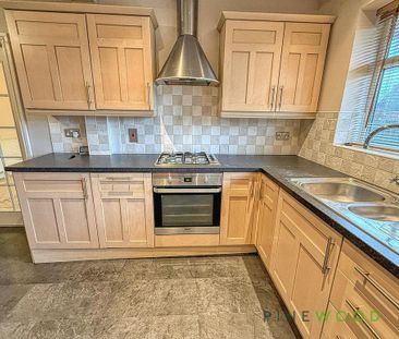 2 bedroom detached bungalow to rent - Photo 5